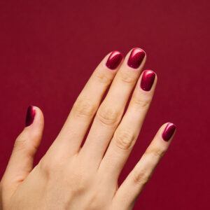 955 Semilac Holly Berry Red - Imagen 4